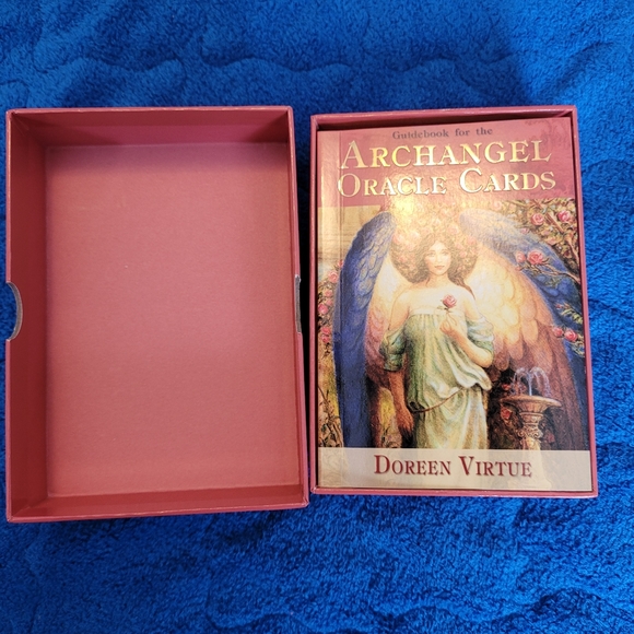 ARCHANGEL ORACLE CARDS By Doreen Virtue - Picture 3 of 8